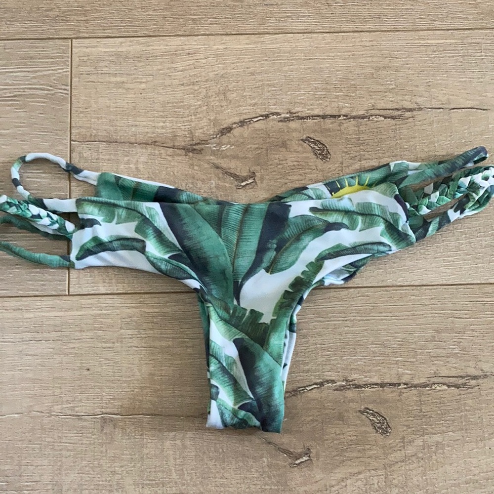 Green Palm Leaves Bikini Bottoms